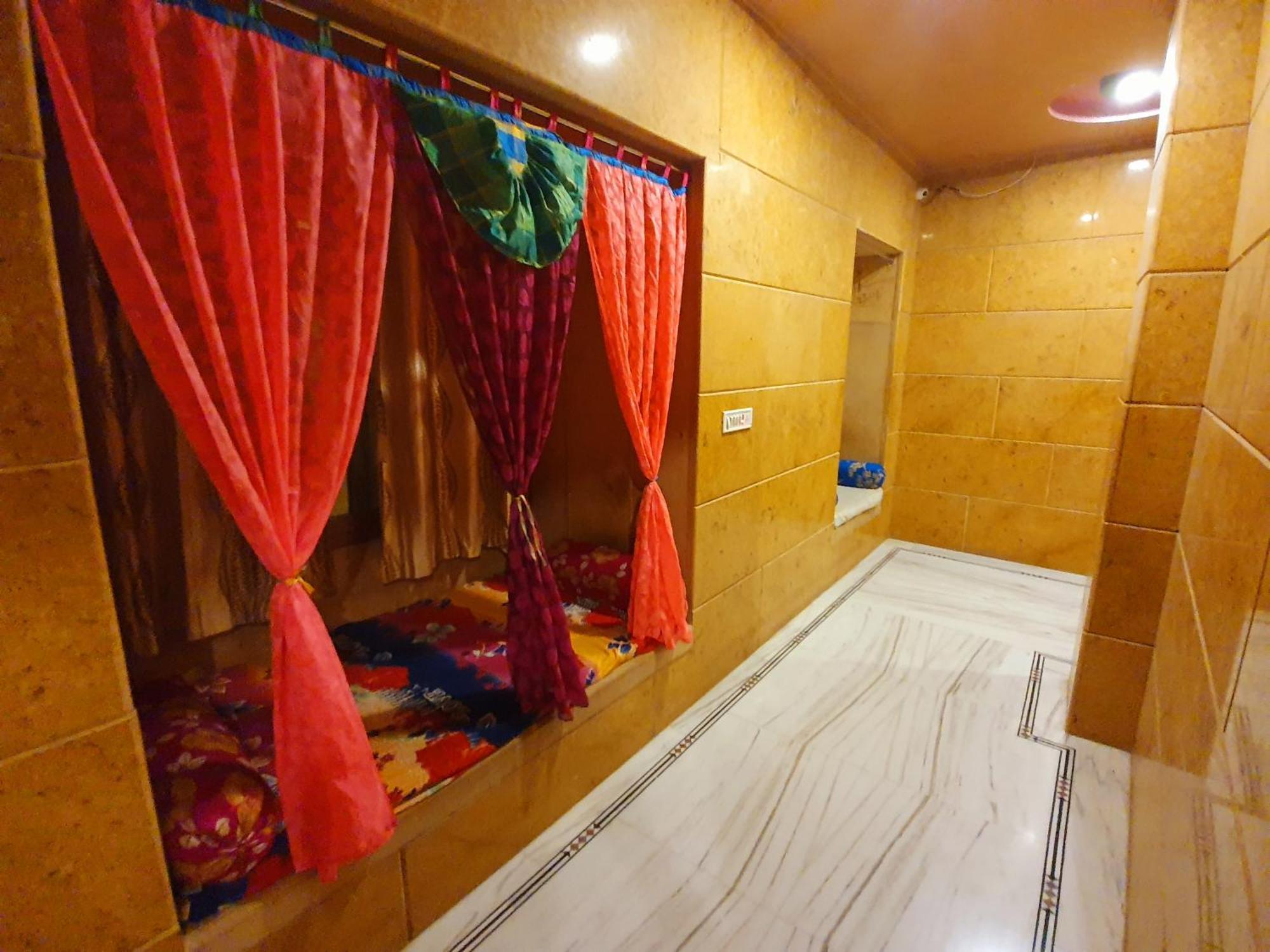 Hotel Qutub Villa Джайсалмер Екстер'єр фото